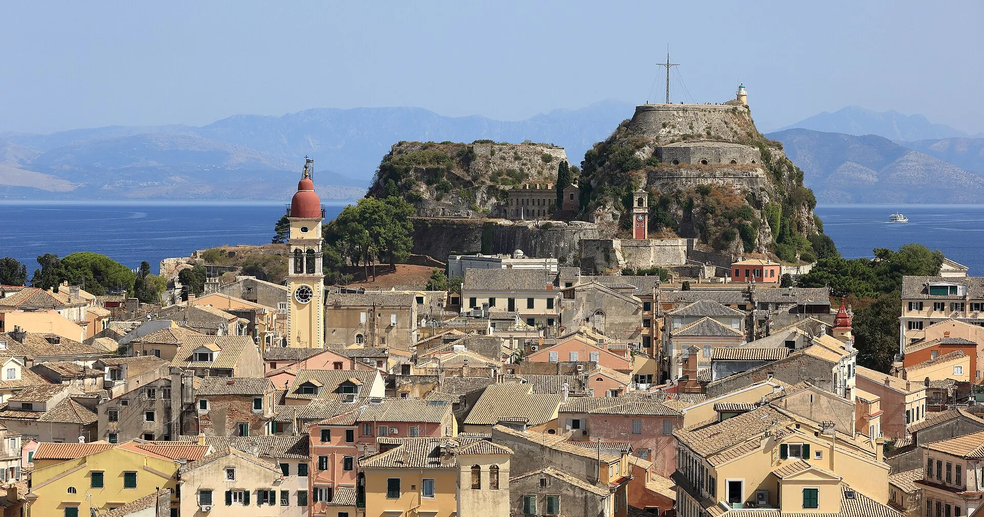 Alte Festung und Altstadt von Korfu am Ionischen Meer