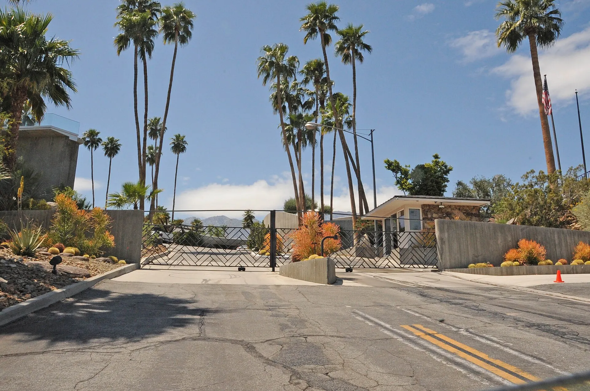 Das Elrod House von John Lautner in Palm Springs mit seiner runden Betonkuppel