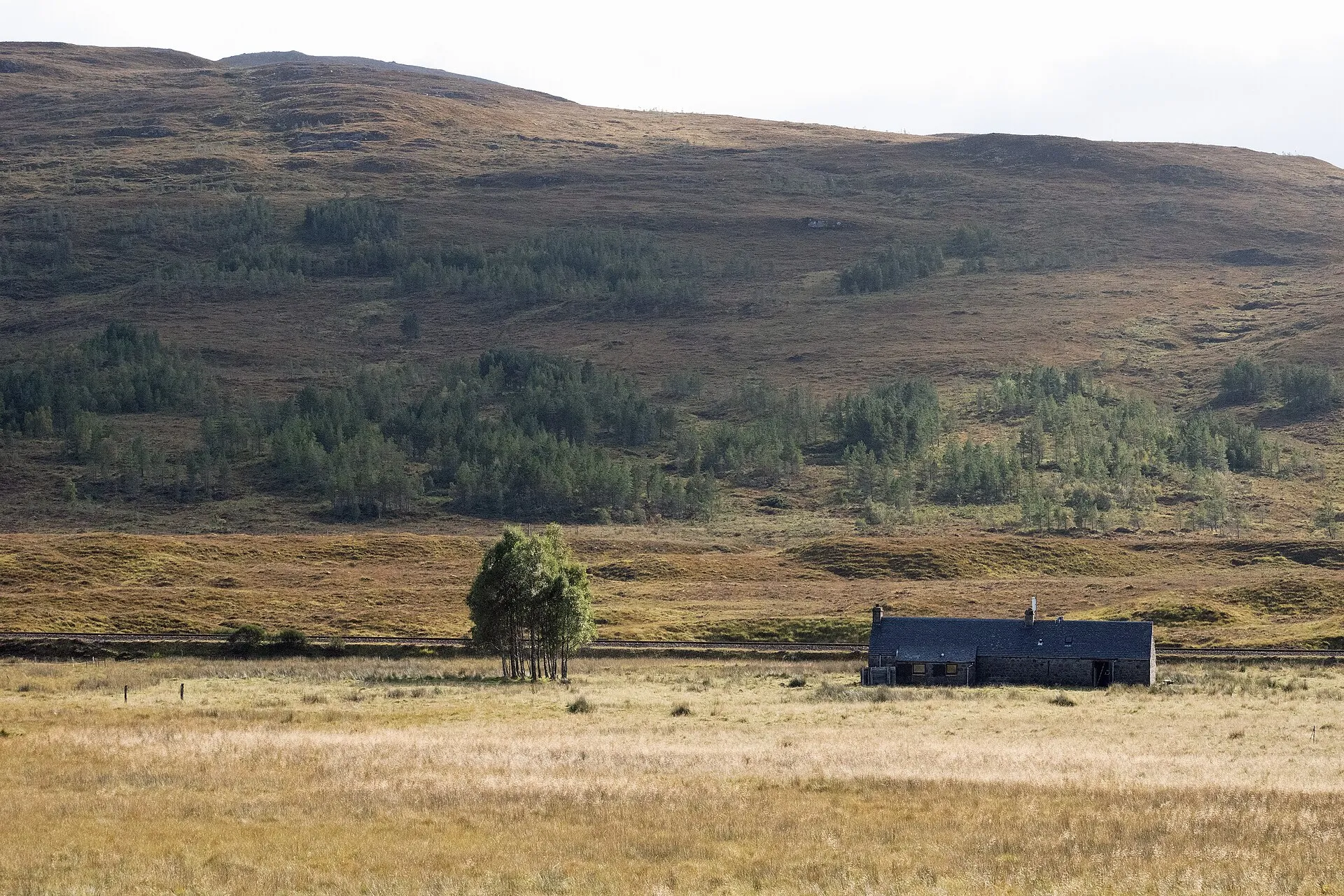 Weites Tal von Glen Etive in den schottischen Highlands