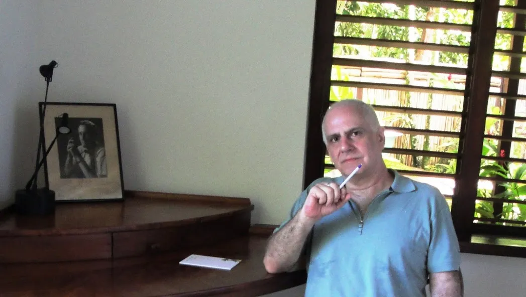 Die Fleming Villa auf dem Goldeneye-Anwesen in Oracabessa, Jamaika, zwischen Palmen